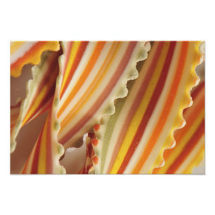 Foto EE. UU. Primer plano de fideos de pasta de arcoíri