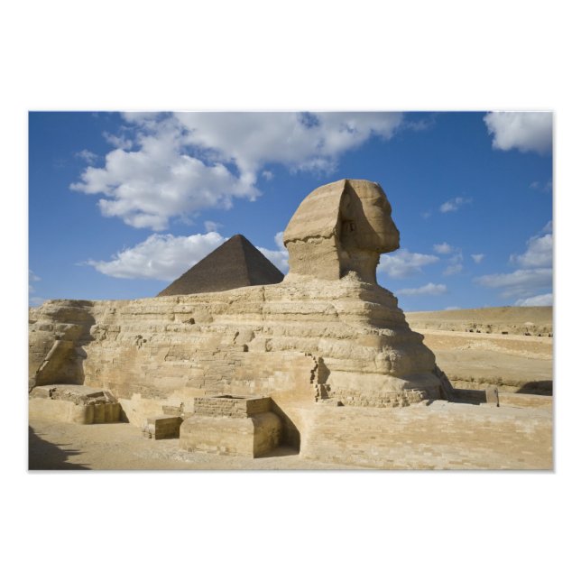 Foto Egipto, Giza. La gran Esfinge se eleva sobre los 2 (Frente)