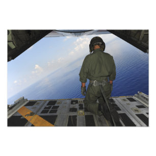 Foto El aviador observa las aguas del golfo de Mexic