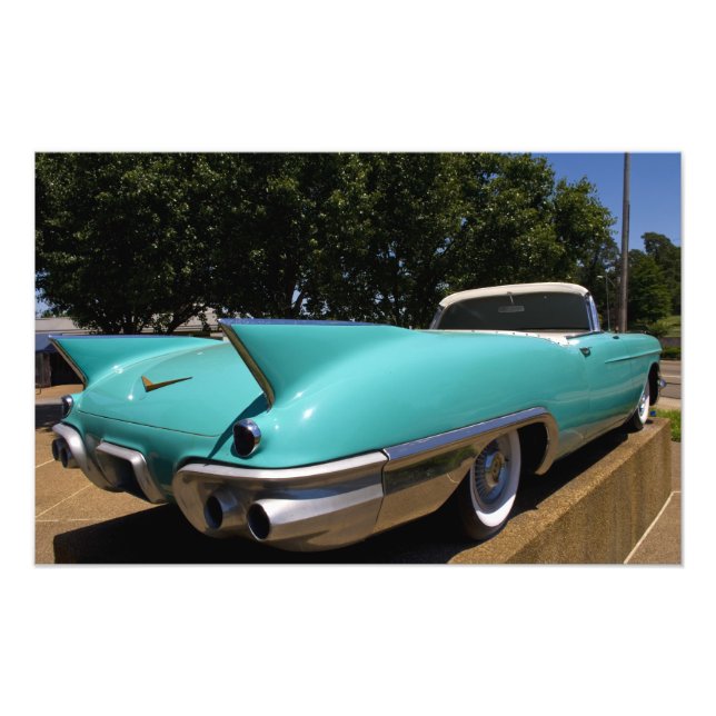 Foto El Cadillac convertible verde de Elvis Presley en (Frente)