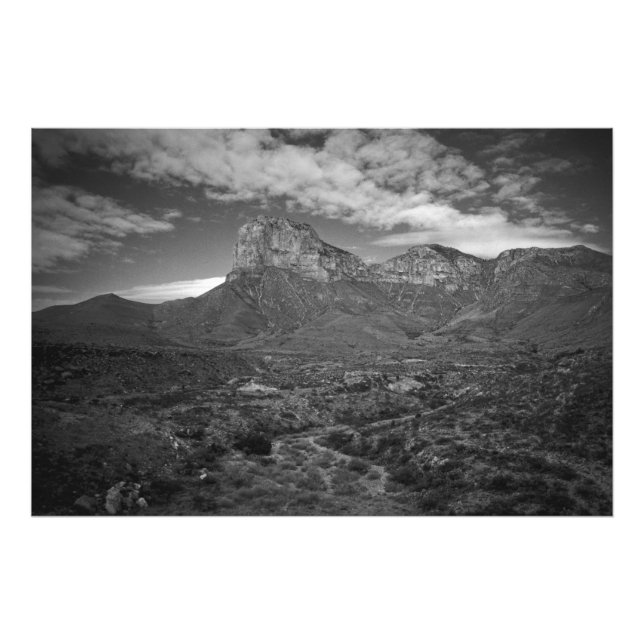 Foto El capitan en blanco y negro (Frente)
