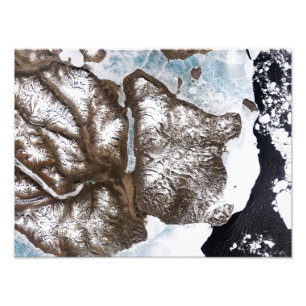 Foto El hielo marino bordea la costa este de Groenlandi