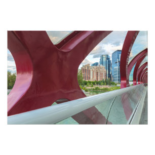 Foto El puente por la paz de Calgary y la vista del pai