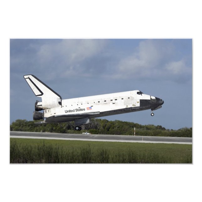 Foto El transbordador espacial Discovery aterriza en Ru (Frente)