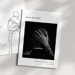 Foto elegante minimalista Guardar la invitación de<br><div class="desc">Estas bodas minimalistas y elegantes ahorran las tarjetas de fecha y presentan un texto negro moderno sobre un fondo blanco limpio,  con su foto personal. Un estilo sencillo y de diseño,  con un ilustracion romántico en la parte trasera.</div>
