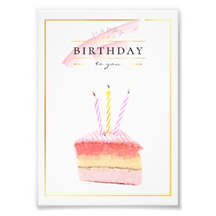 Foto Elegante rebanada de pastel de cumpleaños con marc