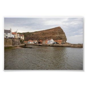 Foto Encanto Atemporal del Puerto de Staithes