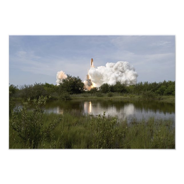 Foto Endeavor del transbordador espacial despega 4 (Frente)