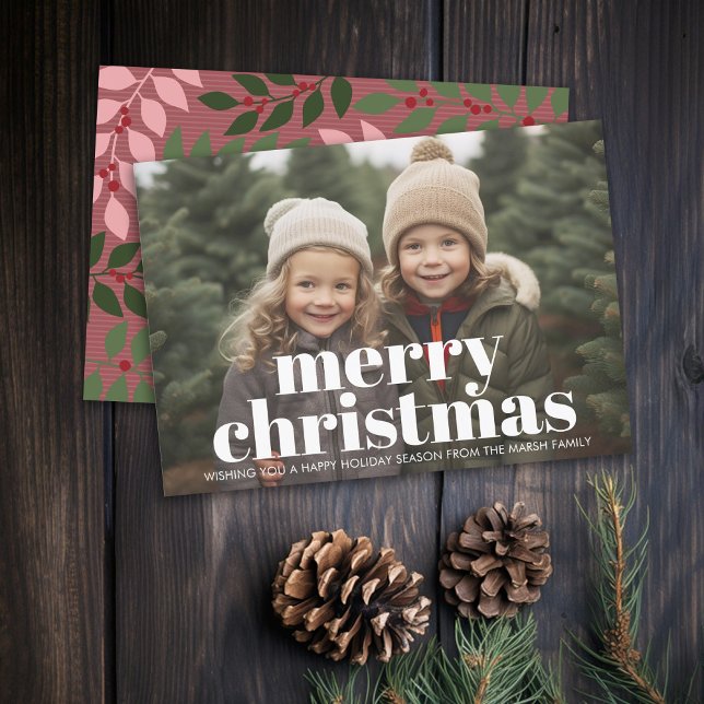 Foto: Enorme overlay de navidad blanca - berry (Rustic Modern Christmas Card with Type Overlay, Botanical Background - Print and Download Options)