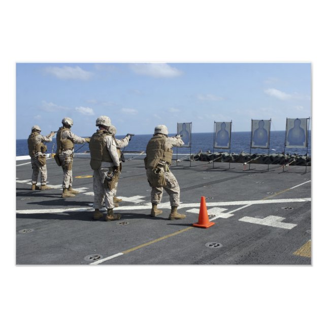 Foto Entrenadores de la policía militar con la Berretta (Frente)
