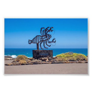 Foto Escultura de Langosta de César Manrique, Jameos de