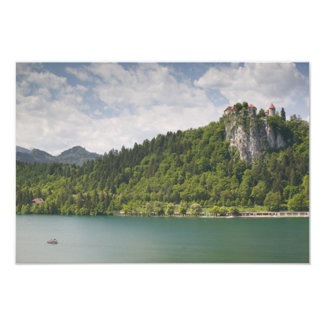 Foto ESLOVENIA, GORENJSKA, Bled: Castillo de Bled & (Frente)
