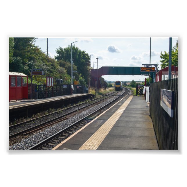 Foto Estación de ferrocarril de Cottingley, Leeds (Frente)