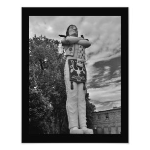 Foto Estatua de Hiawatha