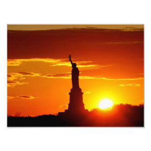 Foto Estatua de la Libertad al atardecer