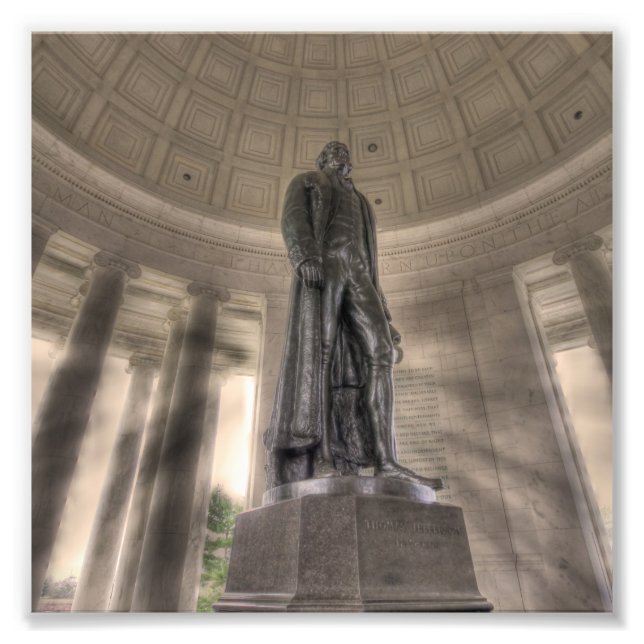 Foto Estatua del Bronce en el Memorial Thomas Jefferson (Frente)