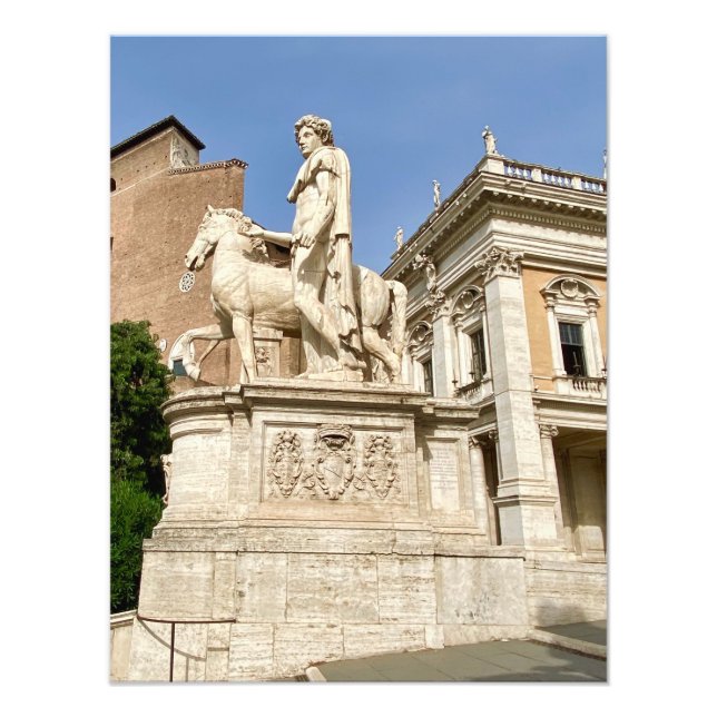 Foto Estatua en la colina Capitolina en Roma, Italia (Frente)