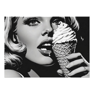 Foto Estilo gráfico BW de helado rubia de los 50