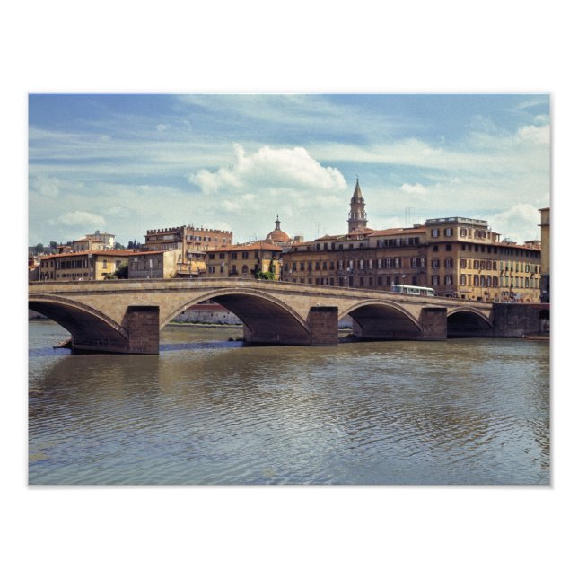 Foto Europa, Italia, Florencia. Flujos del río Arno (Frente)