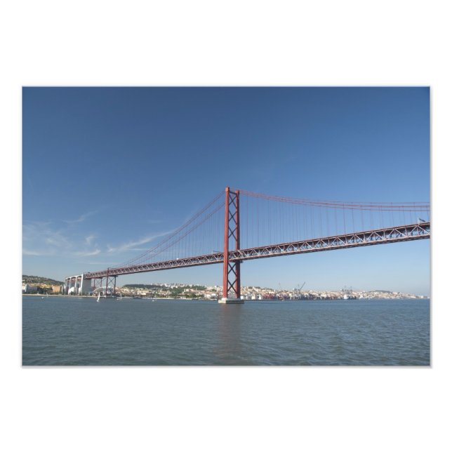 Foto Europa, Portugal, Lisboa). Ponte (Frente)