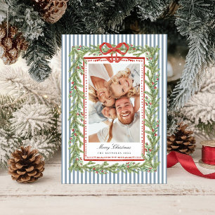 Foto familiar de Navidad con lazo costero elegante