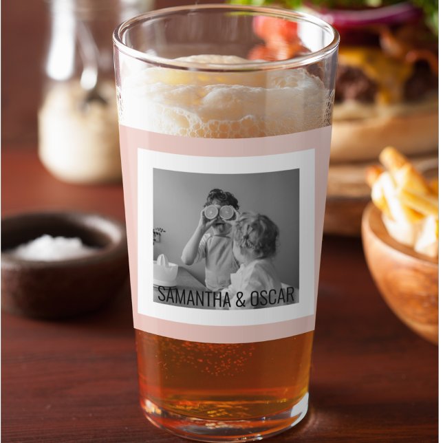 Foto familiar moderna Pastel Regalo sencillo rosa (Subido por el creador)