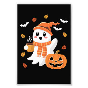 Foto Fantasma Adorable Bebiendo Café con Hielo en Hallo