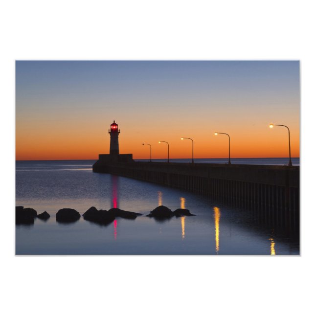 Foto Faro del muelle norte en Duluth, Minnesota, (Frente)