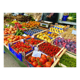 Foto Frutas y hortalizas frescas en el día del mercado 