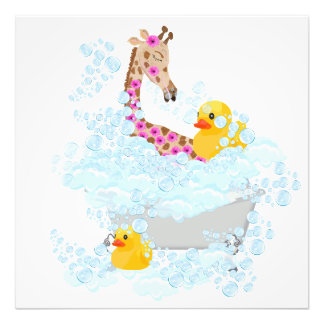 Foto Girafa, baño de burbujas y patos de caucho