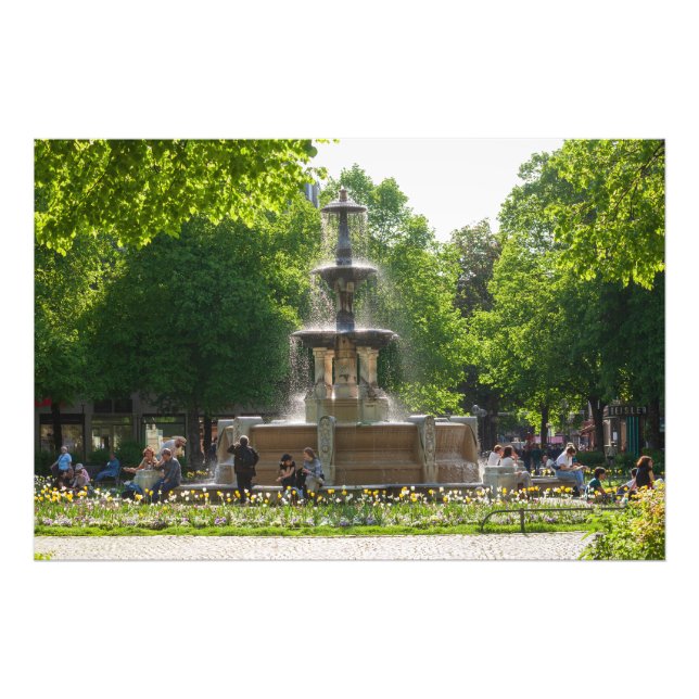 Foto Glaspalastbrunnen am Weißenburger Platz, Haidausen (Frente)