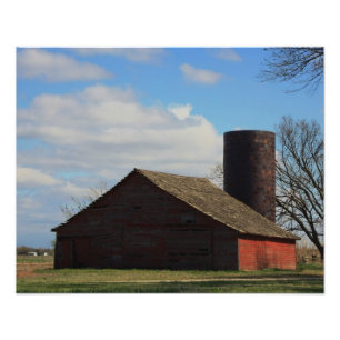Foto Granero rojo del país de Kansas con el cielo azul