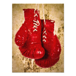 Foto Guantes de boxeo de color rojo pintura