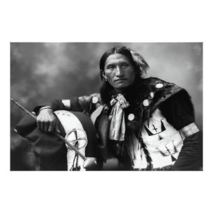 Foto Guerrero de Oglala Sioux Eddie Plenty Holes c. 189