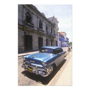 Foto Hermoso Chevrolet clásico restaurado a partir de