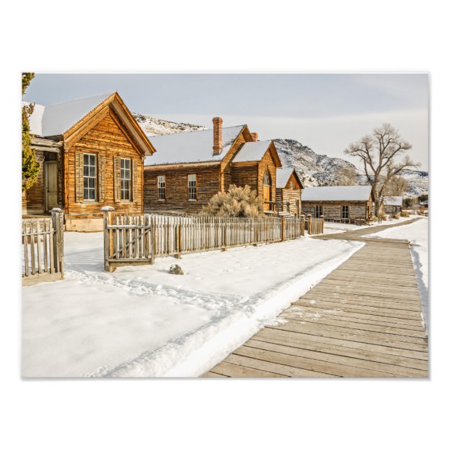 Foto Histórico pueblo fantasma de Montana en invierno (Frente)