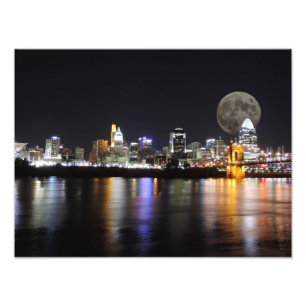 Foto Horizonte de Cincinnat con el poster de la luna