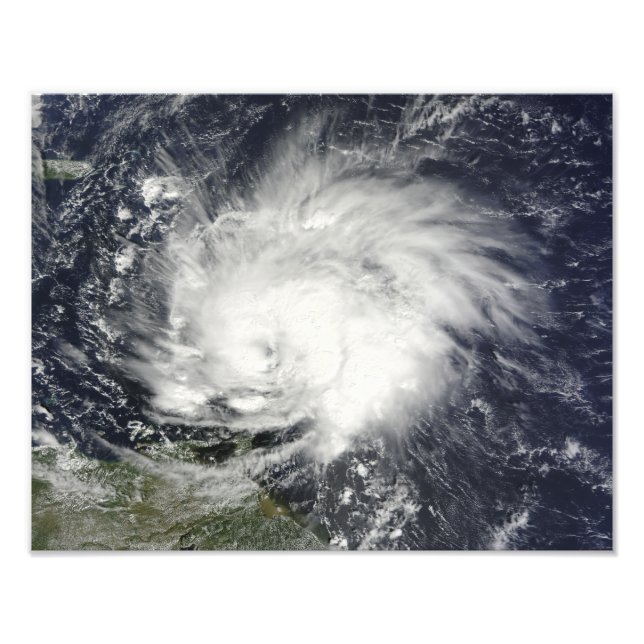 Foto Huracán Tomás por las Antillas Menores (Frente)