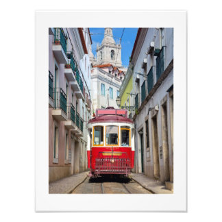 Foto Ilustracion de la calle de tranvía de Lisboa Poste