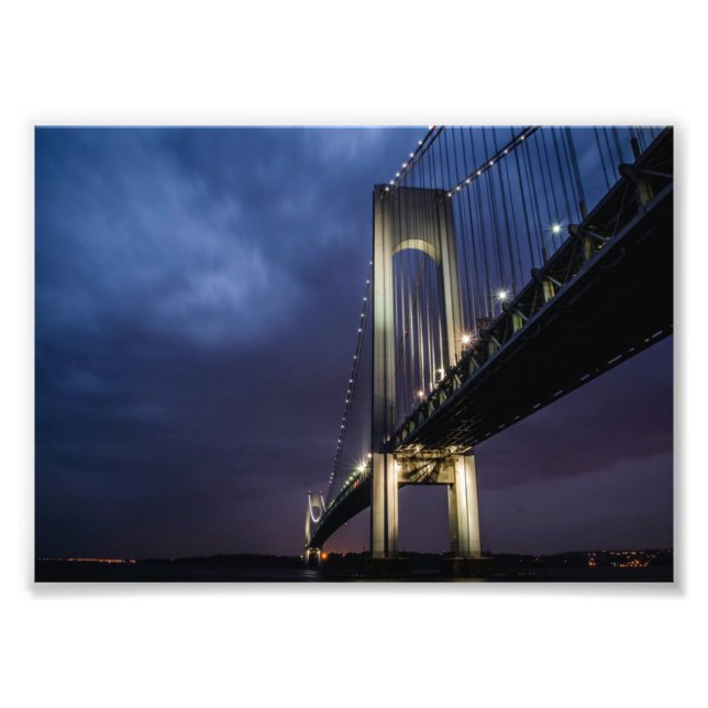 Foto Imagen de Bridge At Night Photo Print (Frente)