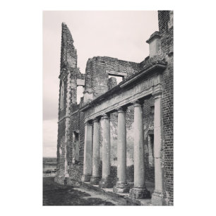 Foto Impresión de mansión abandonada.