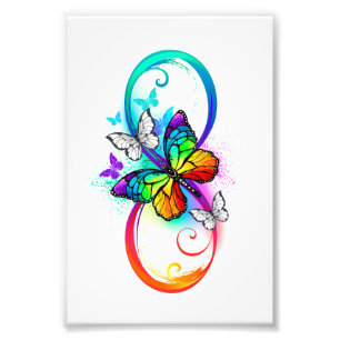 Foto Infinidad brillante con la mariposa arcoiris