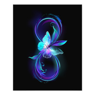 Foto Infinito brillante con mariposa mágica