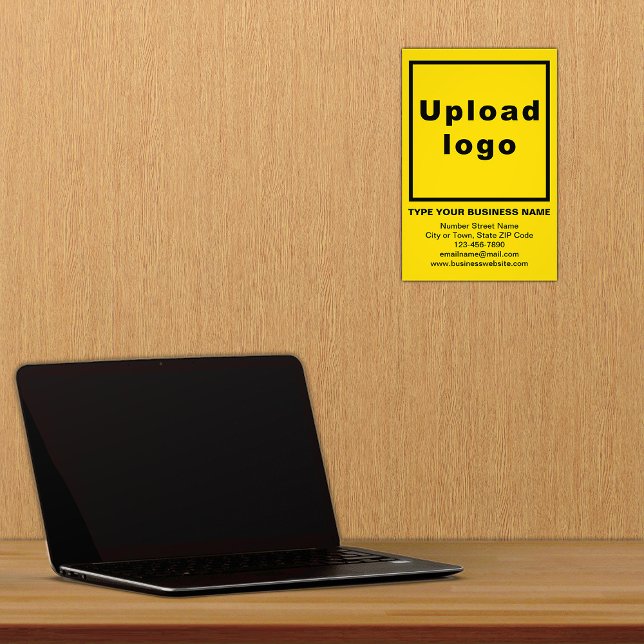 Foto Información de negocio Imagen de fondo amarilla (Advertise your business. Build brand name awareness. Your business brand on yellow photo paper.)