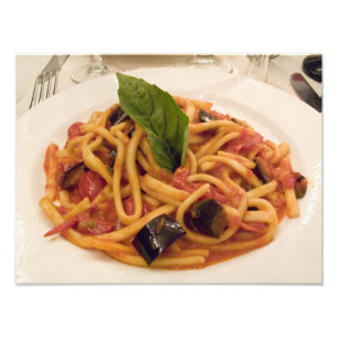 Foto Italia, Positano. Plato de pasta y berenjena.