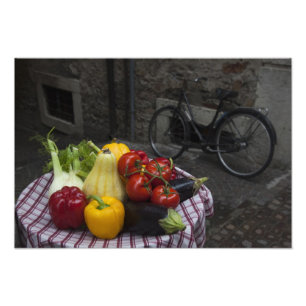 Foto Italia, provincia de Brescia, Gargnano. Tabla con