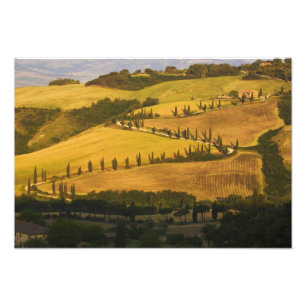 Foto Italia, Toscana, carretera en zig-zag en Toscana.
