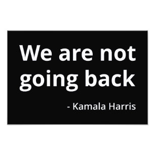 Foto Kamala Harris - No vamos a regresar a III