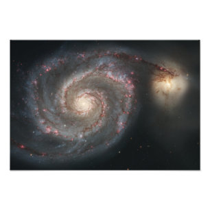Foto La galaxia de remolinos (M51) y la galaxia conexa