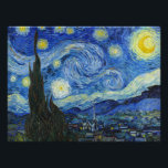 Foto La noche estrellada de Vincent van Gogh<br><div class="desc">Noche estrellada,  1889,  por Vincent van Gogh. Se ve desde la ventana de la sala de asilo de Saint-Rémy-de-Provence,  orientada al este,  justo antes de la salida del sol,  con la adición de un pueblo imaginario.</div>